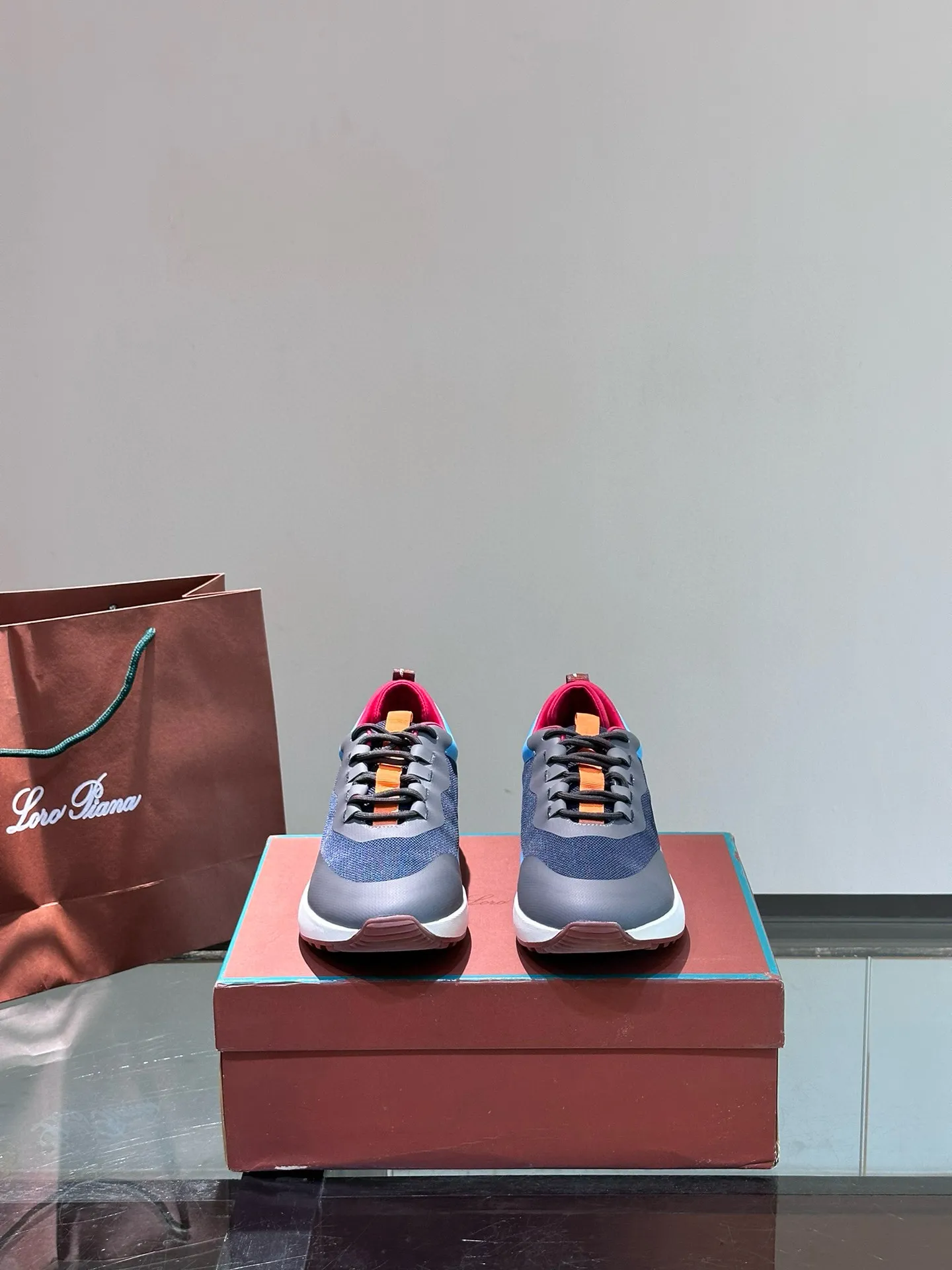 Factory price: 540💰Loro men's shoes💰iana niche Loro classic jogging shoes, men's lace-up casual shoes and sneakers, high-quality lightweight and comfortable fabrics, suitable for outdoor leisure, the color scheme is young and energetic, and it looks great with sportswear or casual suits! Size: 39-45 (46 customized)